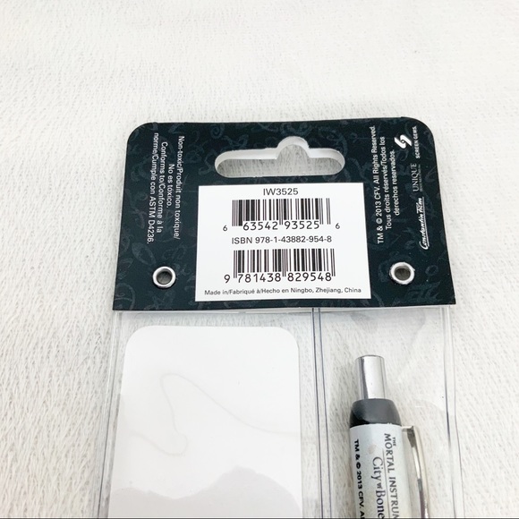 Mortal Instruments City of Bones Gel Pen & Bookmark Set Clary Fray Lily Collins - Picture 6 of 7